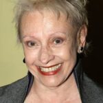 โรเบอร์ตา แม็กซ์เวลล์ (Roberta Maxwell)