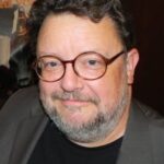 โรเจอร์ แอล. แจ็คสัน (Roger L. Jackson)