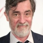 โรเจอร์ รีส (Roger Rees)