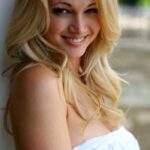 โรซาลี ไมเคิลส์ (Rosalie Michaels)