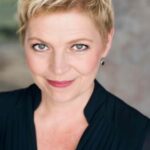 ชารอน บาเจอร์ (Sharon Bajer)