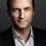 สตีเฟน โฮแกน (Stephen Hogan)