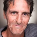 สตีเฟ่น ยูเร (Stephen Ure)