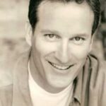 สตีฟ ไลออนส์ (Steve Lyons)