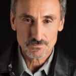 ธีโอ คูมบิส (Theo Coumbis)