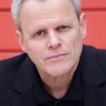 ทิม เคเลเฮอร์ (Tim Kelleher)