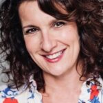 ทีน่า แฮร์ริส (Tina Harris)