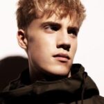 ทอม เทย์เลอร์ (Tom Taylor)