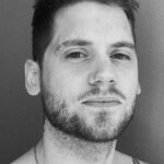 โทนี่ โอลเลอร์ (Tony Oller)