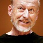 เวอร์นอน ด็อบต์เชฟฟ์ (Vernon Dobtcheff)