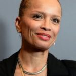 วิคตอเรีย มาโฮนีย์ (Victoria Mahoney)