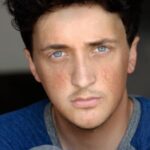 เวส โรบินสัน (Wes Robinson)