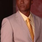 วินสโลว์ อิวากิ (Winslow Iwaki)