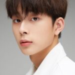 ยู ซอนโฮ (Yoo Seon-ho)