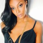 อีเว็ตต์ พาริช (Yvette Parish)