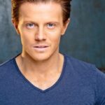 แซ็กคารี การ์เรด (Zachary Garred)