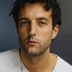 แซ็กคารี มัวเรน (Zachary Mooren)