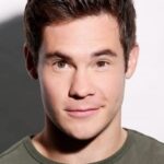 อดัม เดวีน (Adam Devine)