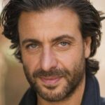 อดัม เลวี่ (Adam Levy)