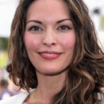 อาลานา เดอ ลา การ์ซา (Alana de la Garza)