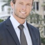 อเล็กซานเดอร์ ไวเชลบอยม์ (Aleksander Vayshelboym)