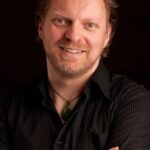 อเล็กซ์ ซาฮารา (Alex Zahara)