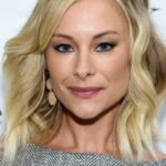 อลิเซีย โอชเซ (Alyshia Ochse)