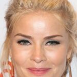 อนิตา ไบรเอม (Anita Briem)