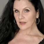 เบส ม็อตต้า (Bess Motta)