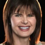 แคร์รี่ เจนเซล (Carrie Genzel)