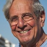 ไชม์ โทโพล (Chaim Topol)