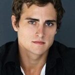 คริส มิลลิแกน (Chris Milligan)