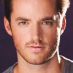 คอนเนอร์ ไฮน์ส (Connor Hines)