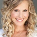 คอร์ทนีย์ แร็กลีย์ (Courtney Rackley)