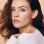 ดาเนียลแคมป์เบล (Danielle Campbell)