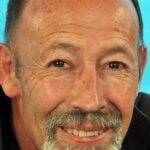 เดวิด แคลตเวิร์ธี (David Clatworthy)