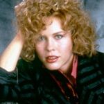 เดบรา ไฟเออร์ (Debra Feuer)