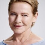 ไดแอนน์ วีสต์ (Dianne Wiest)