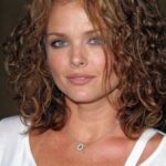 ดีน่า เมเยอร์ (Dina Meyer)