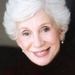 เอเลน คูสแซ็ค (Elaine Kussack)