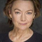 เอลิซาเบธ ฮอว์ธอร์น (Elizabeth Hawthorne)