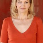 เอลล์ อเล็กซานเดอร์ (Elle Alexander)