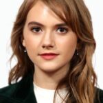 เอมิเลีย โจนส์ (Emilia Jones)
