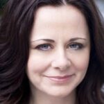 เจอรัลดีน ฮิวจ์ส (Geraldine Hughes)