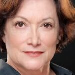 เจอรัลไดน์ ซิงเกอร์ (Geraldine Singer)