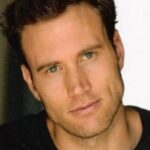 เกร็ก โครเมอร์ (Greg Cromer)