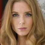 กรีเบย์ (Gry Bay)