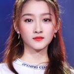 กวนเสี่ยวถง (Guan Xiaotong)