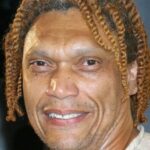 ฮอว์ธอร์น เจมส์ (Hawthorne James)