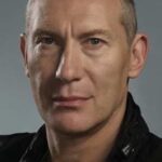 อิกอร์ จิจิกีน (Igor Jijikine)